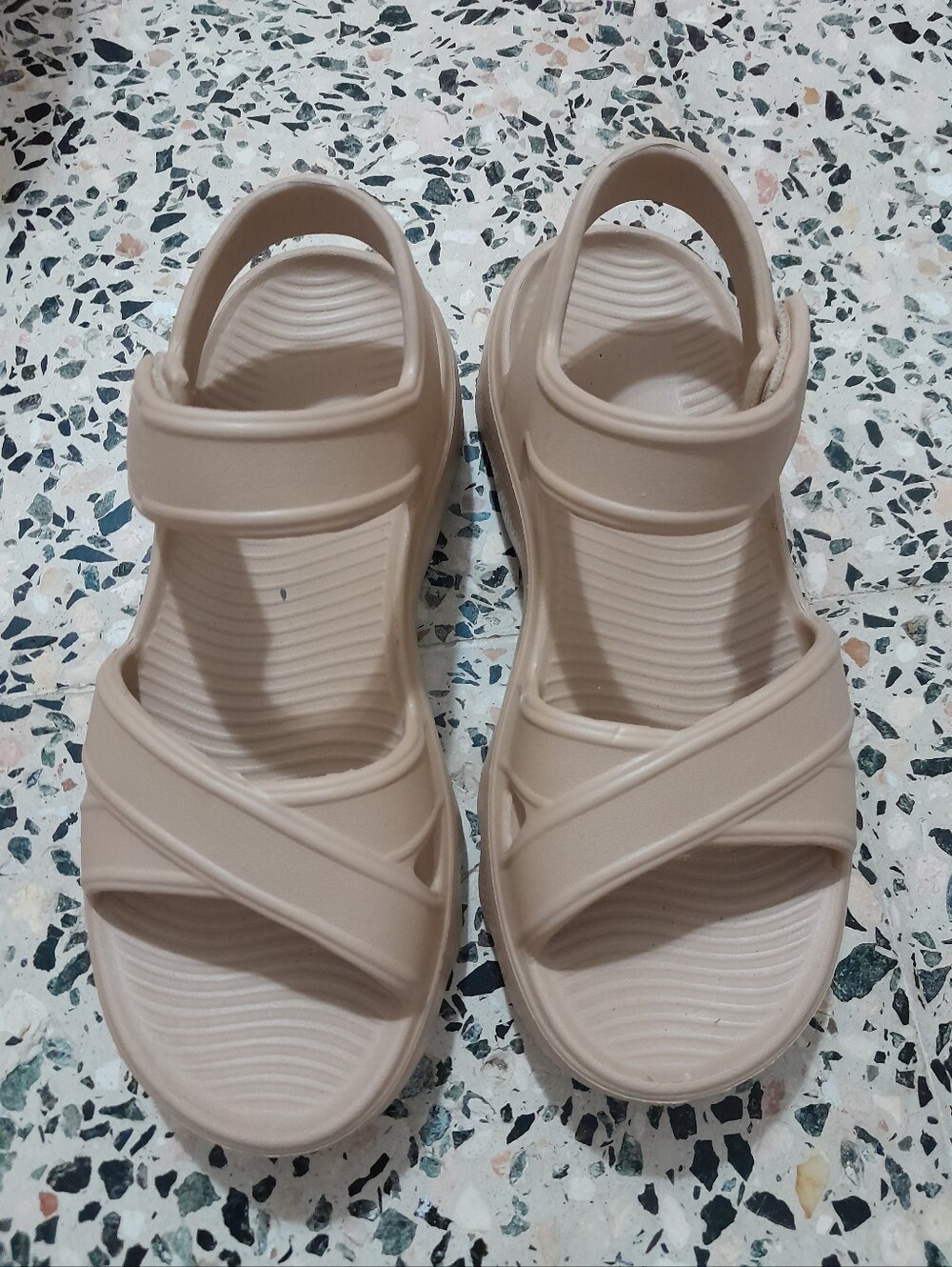 CROCS Women’s Neutral Beige Crisscross Strap Sandals